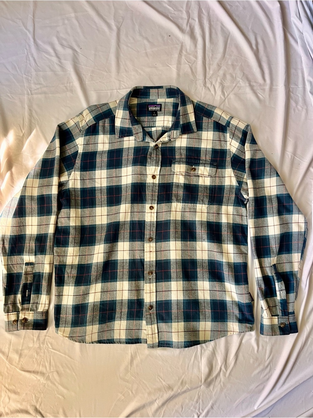 Patagonia Flannel Shirt in Blue and Cream Plaid – Large